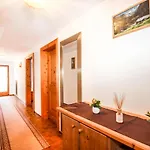 בית נופש Hoelzl By Interhome *