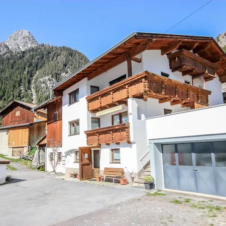 Hoelzl By Interhome Vakantiehuis Flirsch