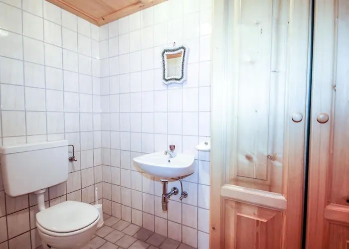 Hoelzl By Interhome * فليرش