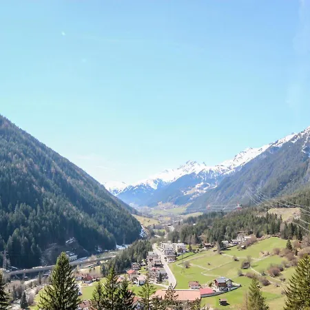 Hoelzl By Interhome Flirsch