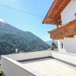 Hoelzl By Interhome Flirsch