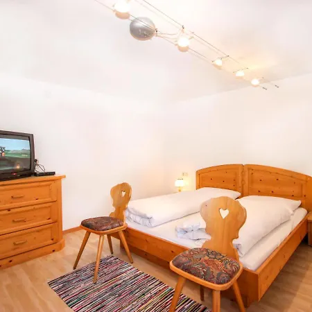 Hoelzl By Interhome Casa de Férias