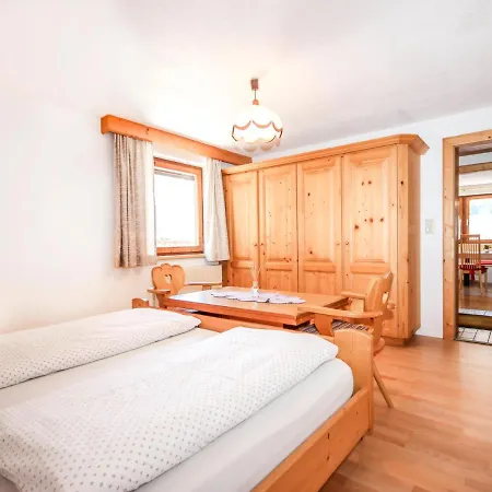Holiday home Hoelzl By Interhome